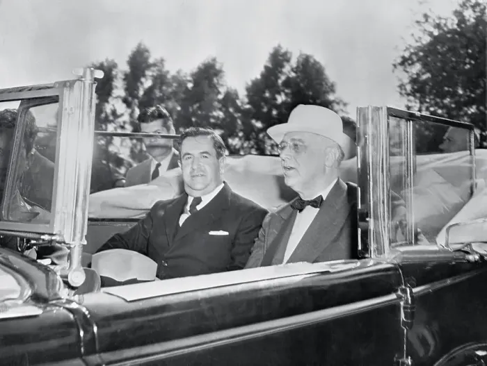Framed Print : Manuel Avila with Franklin Roosevelt Framed Print : Manuel Avila with Franklin Roosevelt