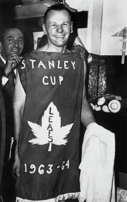 Framed Print : Maple Leafs Goalie Celebrating Stanley Cup Victory Framed Print : Maple Leafs Goalie Celebrating Stanley Cup Victory