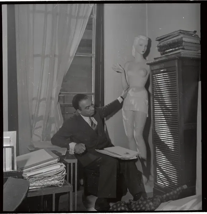 Framed Print : Marcel Rochas Examining Mannequin