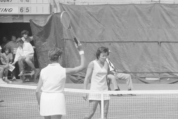 Framed Print : Margaret Court Approaching Billie Jean King at Net Framed Print : Margaret Court Approaching Billie Jean King at Net