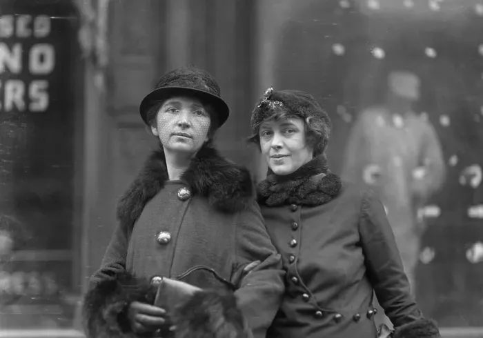 Framed Print : Margaret Sanger, Lillian Fassett / Court Framed Print : Margaret Sanger, Lillian Fassett / Court