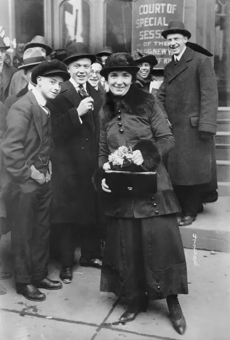 Framed Print : Margaret Sanger Outside Courthouse