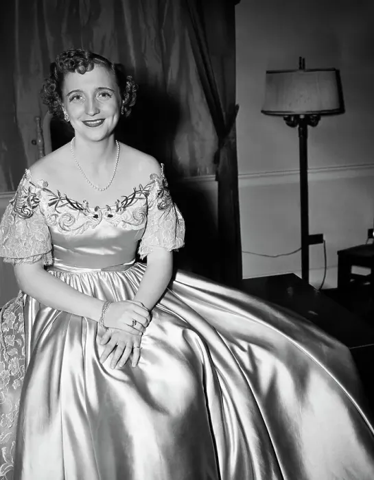 Framed Print : Margaret Truman Seated After Concert Framed Print : Margaret Truman Seated After Concert