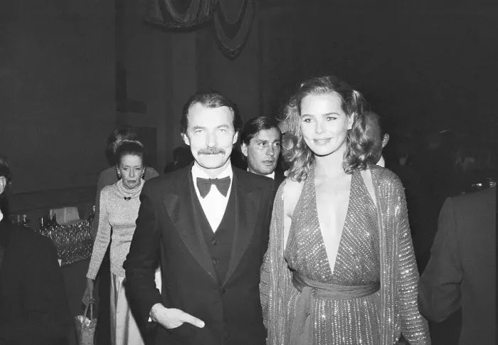 Framed Print : Margaux Hemingway with Bernard Foucher Framed Print : Margaux Hemingway with Bernard Foucher