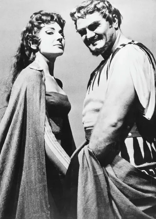 Framed Print : Maria Callas And Jason Vickers in Medea Framed Print : Maria Callas And Jason Vickers in Medea