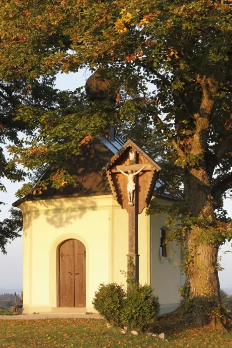 Framed Print : Maria-Dank-Kapelle, Marys Chapel, on Fuerst-Tegernberg mountain near Degerndorf, Muensing, five lakes area, Upper Bavaria, Germany, Europe, PublicGround Framed Print : Maria-Dank-Kapelle, Marys Chapel, on Fuerst-Tegernberg mountain near Degerndorf, Muensing, five lakes area, Upper Bavaria, Germany, Europe, PublicGround