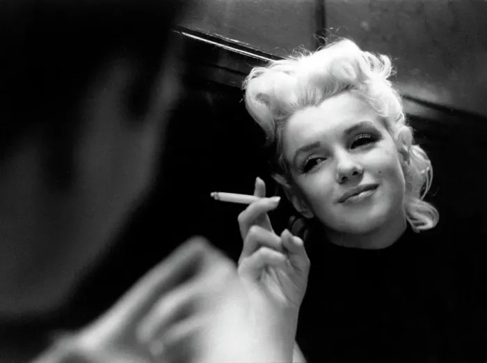 Framed Print : Marilyn Candid Moment