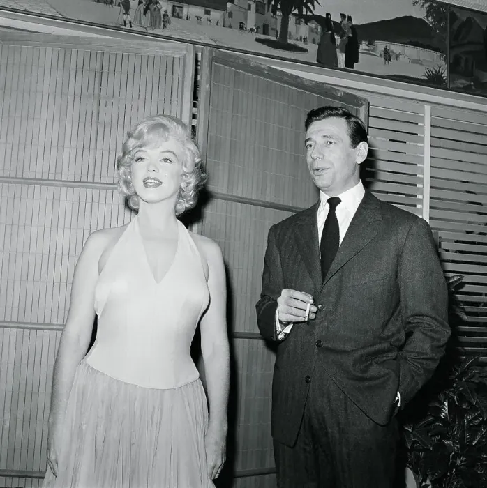 Framed Print : Marilyn at Cocktail Party Framed Print : Marilyn at Cocktail Party