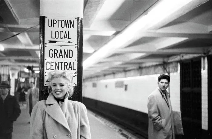 Framed Print : Marilyn In Grand Central Station Framed Print : Marilyn In Grand Central Station