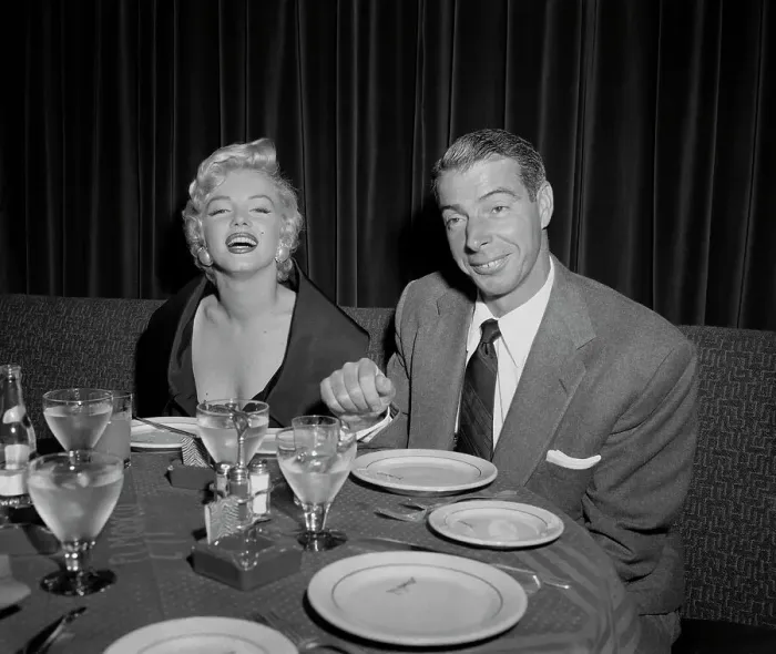 Framed Print : Marilyn and Joe Dimaggio Framed Print : Marilyn and Joe Dimaggio
