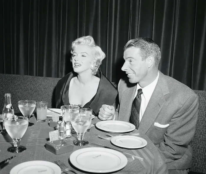 Framed Print : Marilyn and Joe Dimaggio Framed Print : Marilyn and Joe Dimaggio