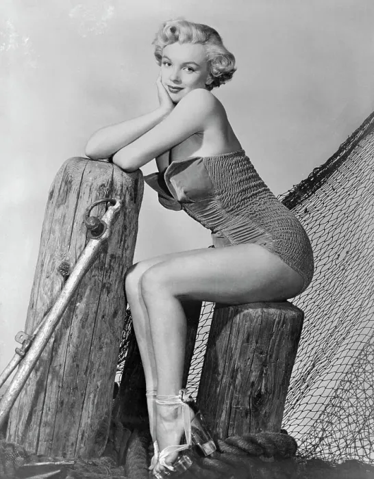Framed Print : Marilyn Monroe Framed Print : Marilyn Monroe
