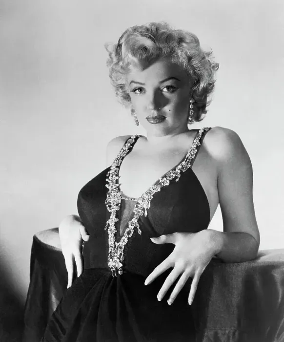 Framed Print : Marilyn Monroe Framed Print : Marilyn Monroe