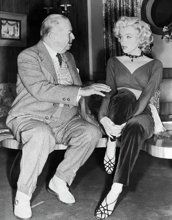 Framed Print : Marilyn Monroe and Charles Coburn Sitting and Talking Framed Print : Marilyn Monroe and Charles Coburn Sitting and Talking
