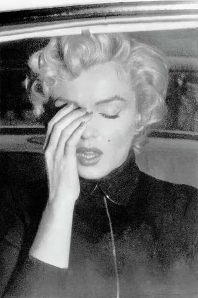 Marilyn Monroe Crying Print, Beverly Hills Divorce. Art Prints