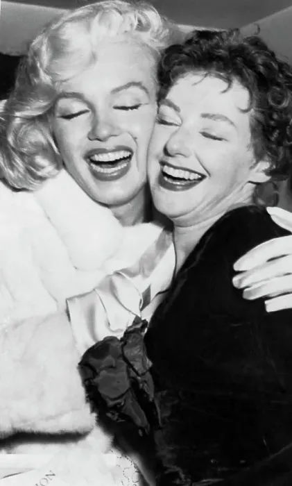 Framed Print : Marilyn Monroe Embracing Joan Copeland Framed Print : Marilyn Monroe Embracing Joan Copeland
