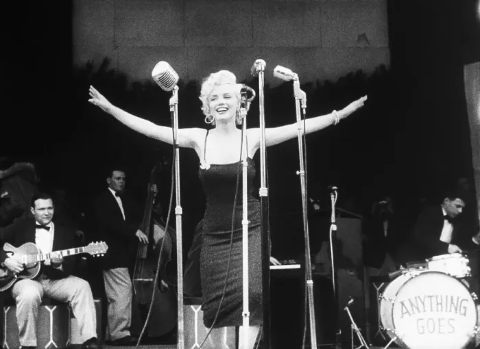 Framed Print : Marilyn Monroe Entertains Korean Troops Framed Print : Marilyn Monroe Entertains Korean Troops