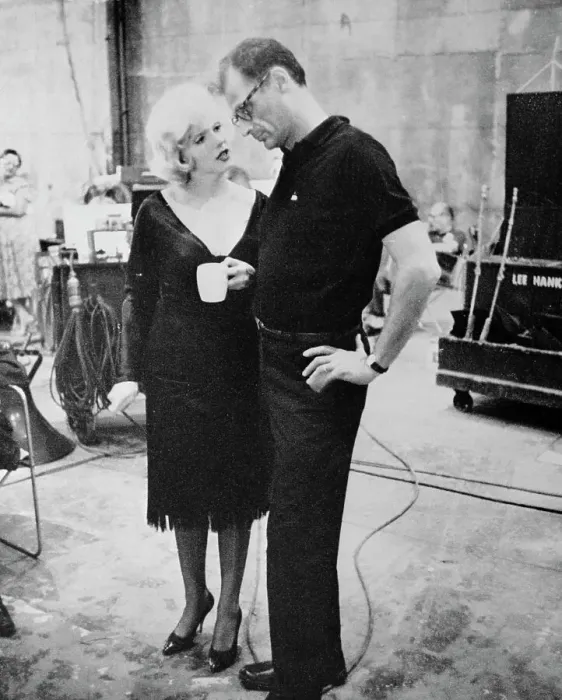 Framed Print : Marilyn Monroe and her Husband