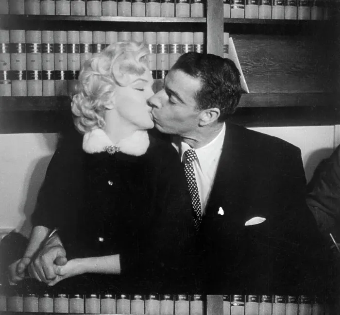 Framed Print : Marilyn Monroe Kissing Joe DiMaggio Framed Print : Marilyn Monroe Kissing Joe DiMaggio