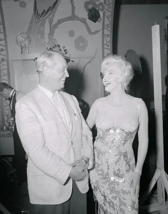 Framed Print : Marilyn Monroe and Maurice Chevalier Framed Print : Marilyn Monroe and Maurice Chevalier
