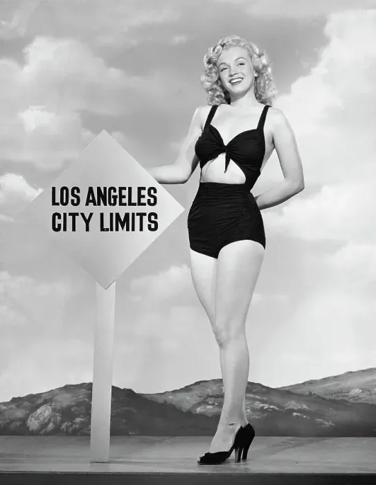 Framed Print : Marilyn Monroe Posing in Bathing Suit Framed Print : Marilyn Monroe Posing in Bathing Suit
