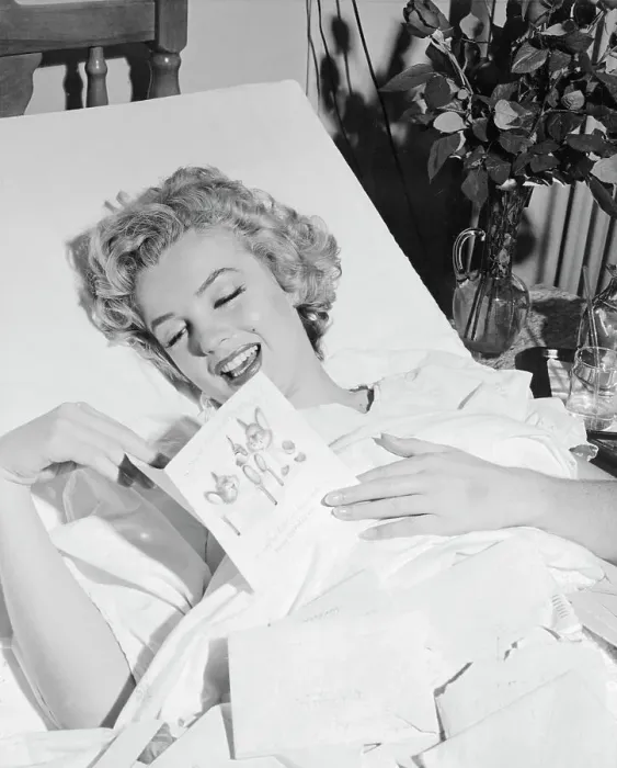 Framed Print : Marilyn Monroe Reading Get Well Card Framed Print : Marilyn Monroe Reading Get Well Card