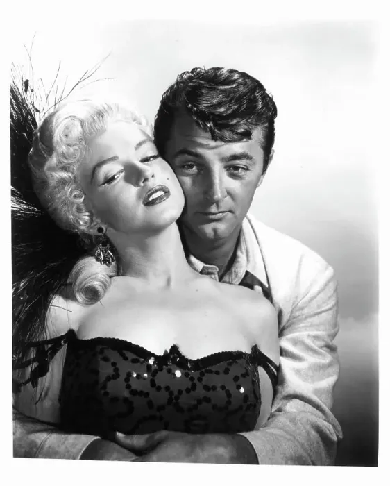 Framed Print : Marilyn Monroe And Robert Mitchum In River Of No Return Framed Print : Marilyn Monroe And Robert Mitchum In River Of No Return