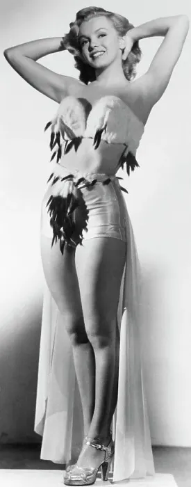 Framed Print : Marilyn Monroe in Two-Piece Ermine Outfit