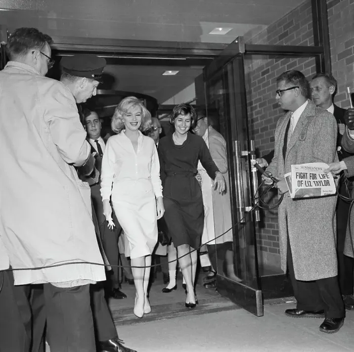 Framed Print : Marilyn Monroe Walking Through Hospital Doors Framed Print : Marilyn Monroe Walking Through Hospital Doors