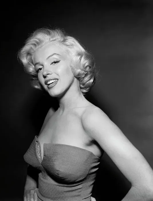 Framed Print : Marilyn Monroe Wearing Strapless Swimsuit Framed Print : Marilyn Monroe Wearing Strapless Swimsuit
