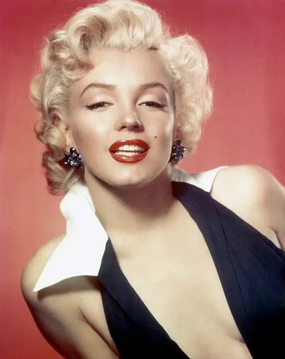 Framed Print : Marilyn Portrait Framed Print : Marilyn Portrait