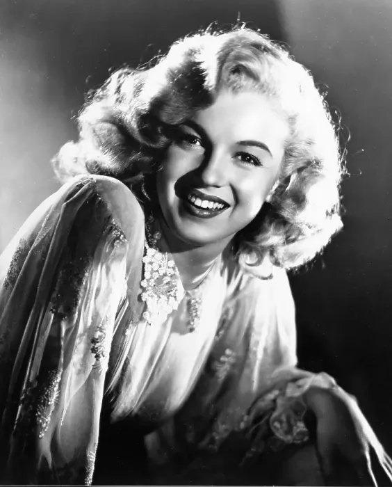 Framed Print : Marilyn Portrait Framed Print : Marilyn Portrait