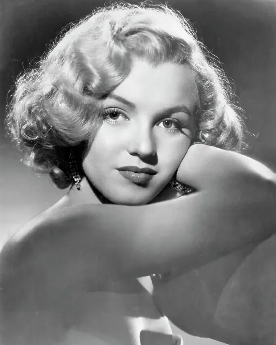 Framed Print : Marilyn Portrait Framed Print : Marilyn Portrait