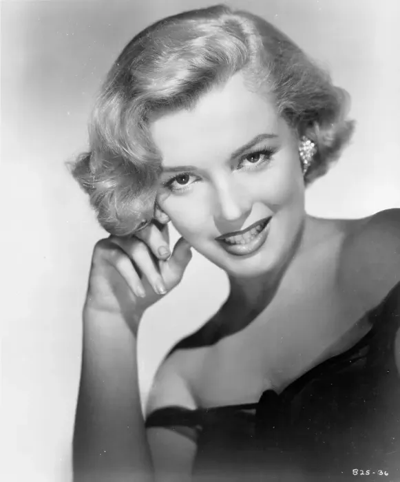Framed Print : Marilyn Portrait Framed Print : Marilyn Portrait