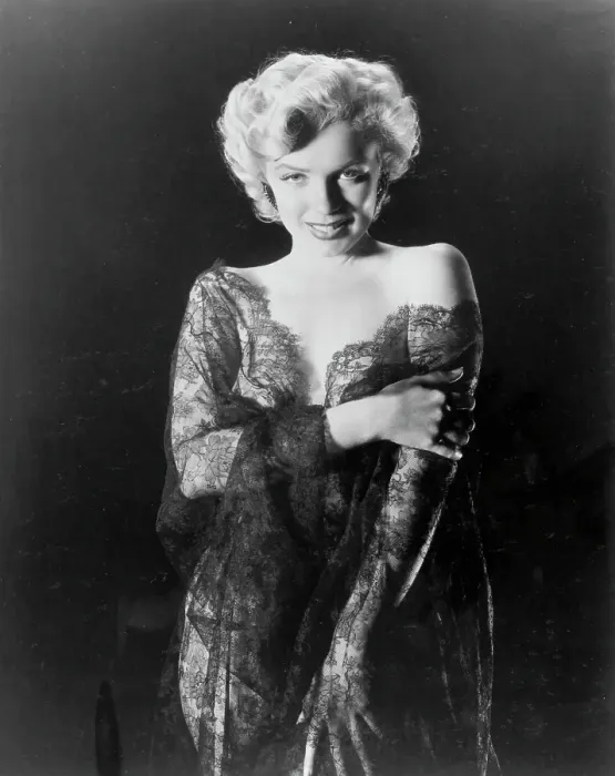 Framed Print : Marilyn Portrait Framed Print : Marilyn Portrait