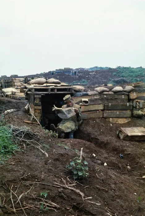 Framed Print : US Marine At Con Thien, Vietnam
