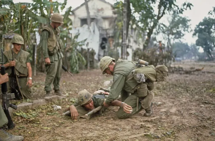 Framed Print : US Marines, Hue