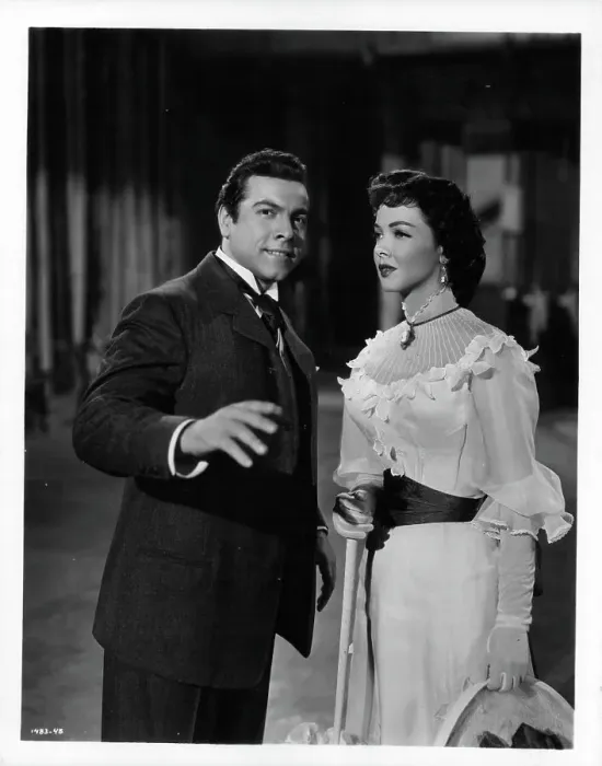Framed Print : Mario Lanza And Kathryn Grayson In The Toast Of New Orleans