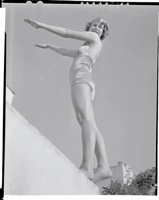 Framed Print : Marjorie Gestring in Position for Reverse Dive Framed Print : Marjorie Gestring in Position for Reverse Dive