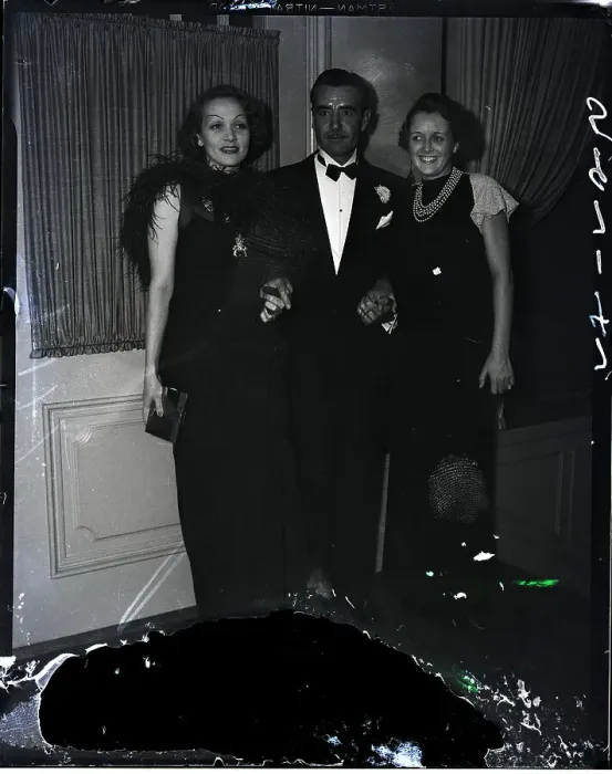 Framed Print : Marlene Dietrich with John Gilbert and Mary Astor Framed Print : Marlene Dietrich with John Gilbert and Mary Astor