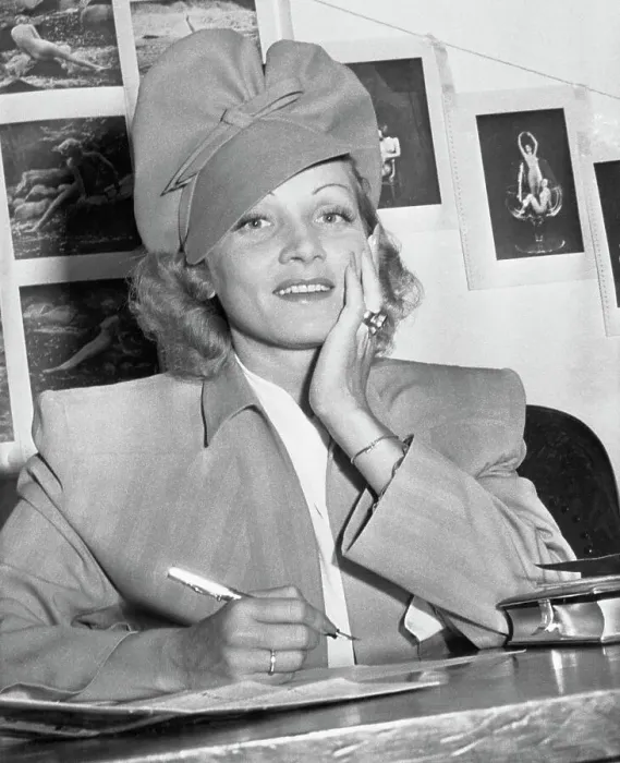 Framed Print : Marlene Dietrich Posing While Signing Citizenship Document Framed Print : Marlene Dietrich Posing While Signing Citizenship Document