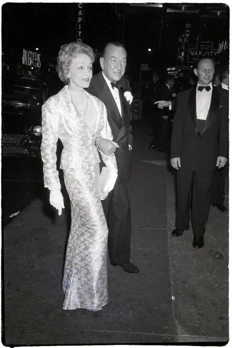 Framed Print : Marlene Dietrich and Sir Noel Coward at Premier Framed Print : Marlene Dietrich and Sir Noel Coward at Premier