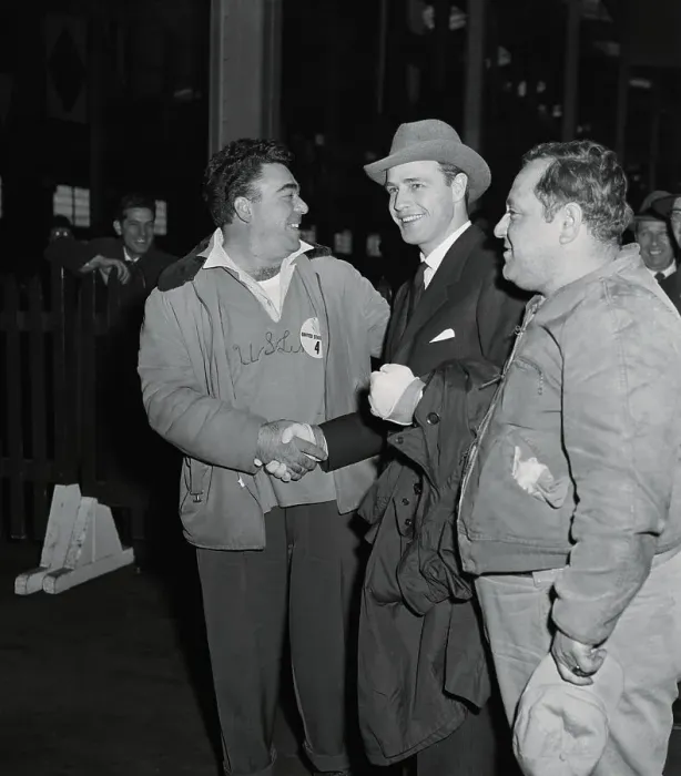Framed Print : Marlon Brando with Joseph Cialone and Pat Petrillo Framed Print : Marlon Brando with Joseph Cialone and Pat Petrillo