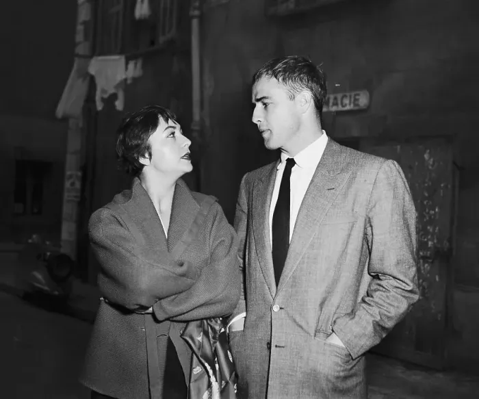Framed Print : Marlon Brando Talking with Josiane Mariani Berenger Framed Print : Marlon Brando Talking with Josiane Mariani Berenger