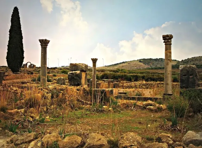 Framed Print : Marokko, Volubilis, ehem. rAom. Garnisonsstadt Framed Print : Marokko, Volubilis, ehem. rAom. Garnisonsstadt
