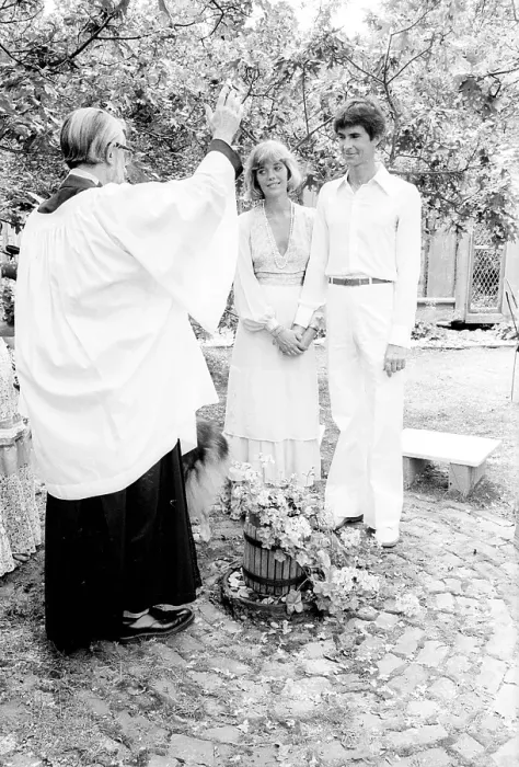 Framed Print : The Marriage Of Tony Perkins And Berry Berenson