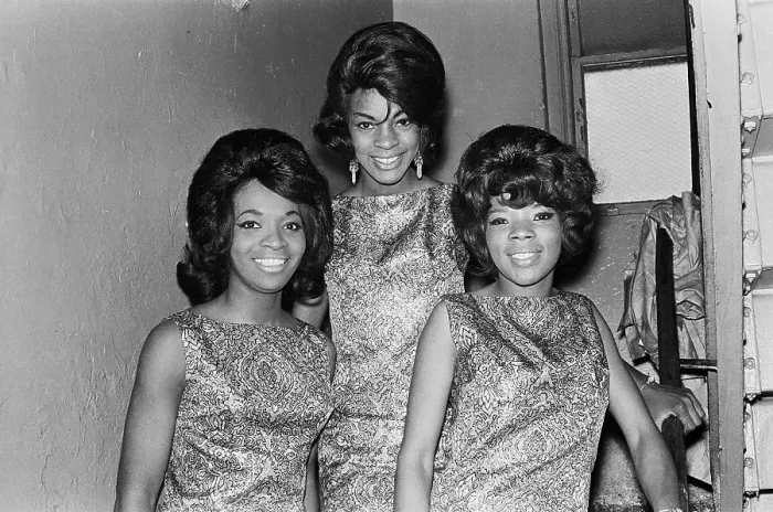 Framed Print : Martha And The Vandellas At The Apollo Framed Print : Martha And The Vandellas At The Apollo