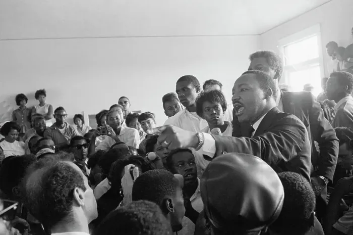 Framed Print : Martin L. King Gesturing Among Crowd Framed Print : Martin L. King Gesturing Among Crowd