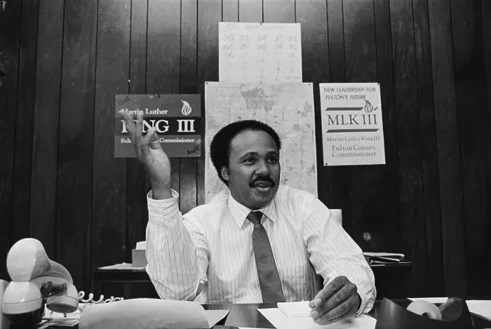 Framed Print : Martin Luther King Iii Gestures In Offic Framed Print : Martin Luther King Iii Gestures In Offic