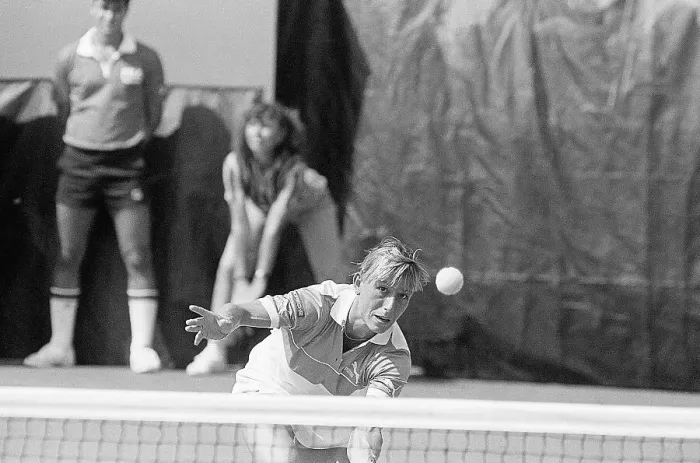 Framed Print : Martina Navratilova Watches Her Low Return Shot Framed Print : Martina Navratilova Watches Her Low Return Shot
